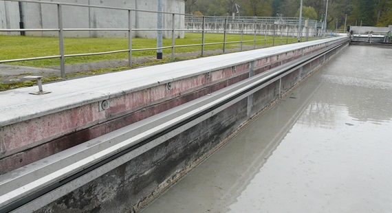 basic flizz systemet i försedimenteringsbassängen är 58 meter långt