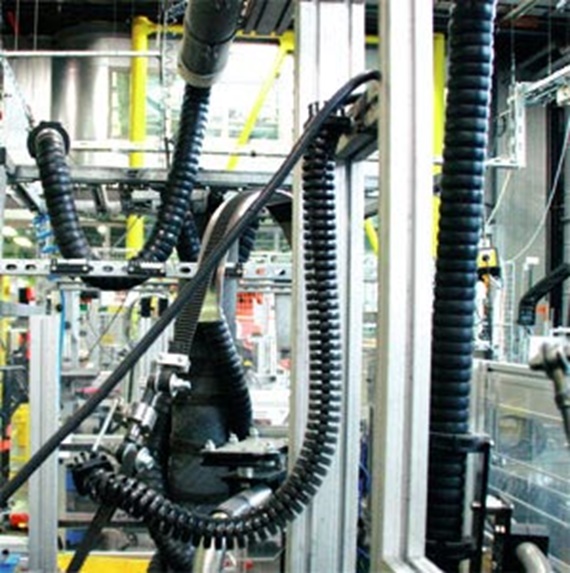 Torsionskontroller av triflex® R i igus®-labbet i Köln